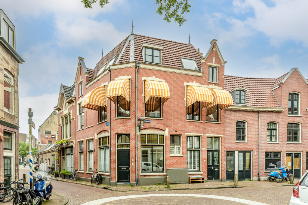 Spaarnwouderstraat 1, Haarlem
