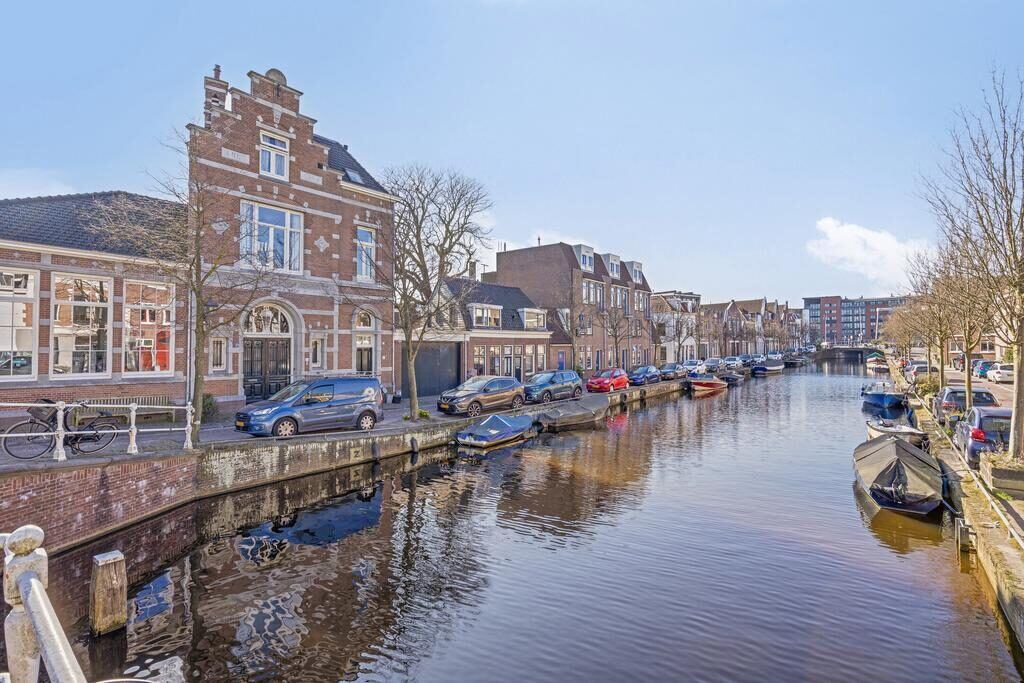 Burgwal 69, Haarlem