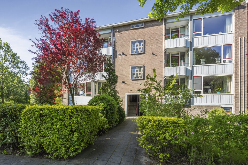Dompvloedslaan 48, Overveen