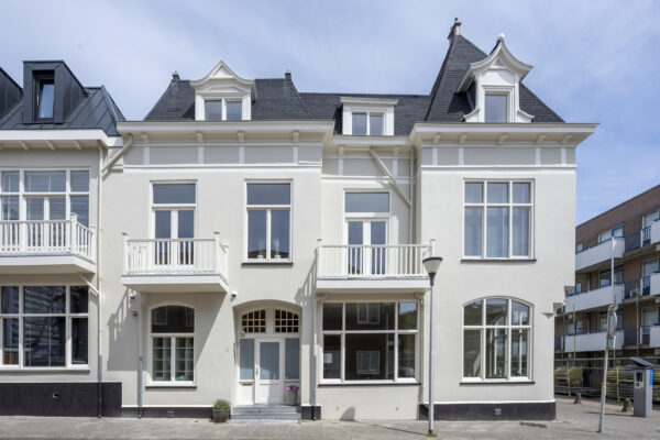 dr smitstraat 5a, zandvoort – hoofdfoto