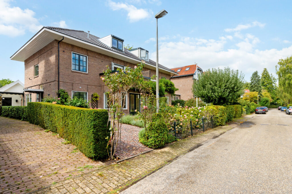 Gooilaan 5, Bussum