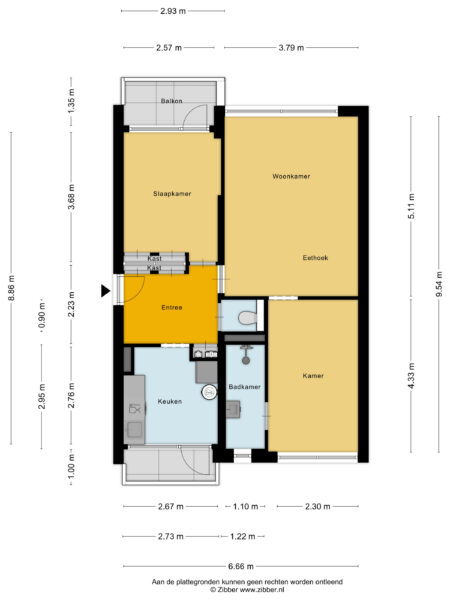 Apartment floor plan with labeled rooms and measurements.