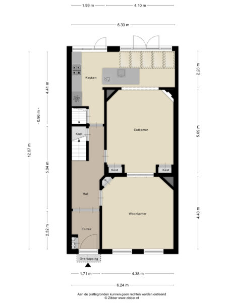 House floor plan with labeled measurements.