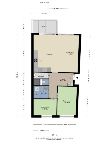 Apartment floor plan layout with measurements.