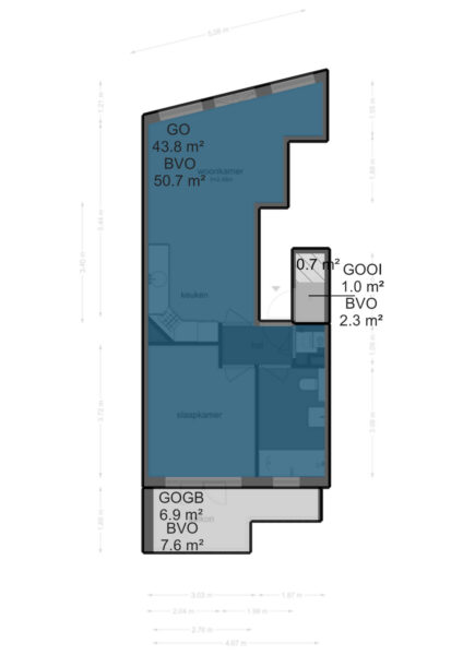 Apartment floor plan with room dimensions and labels.