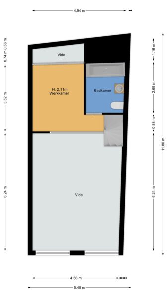 Floor plan with measurements and labeled rooms.