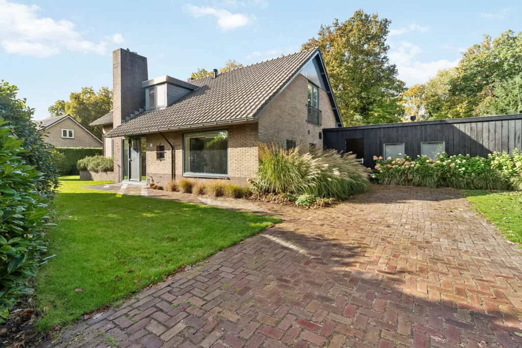 Cort van der Lindenlaan 17, Naarden