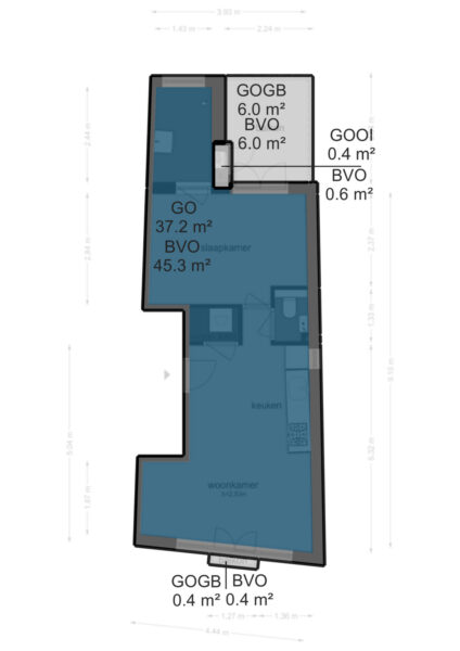 Apartment floor plan with dimensions and areas.