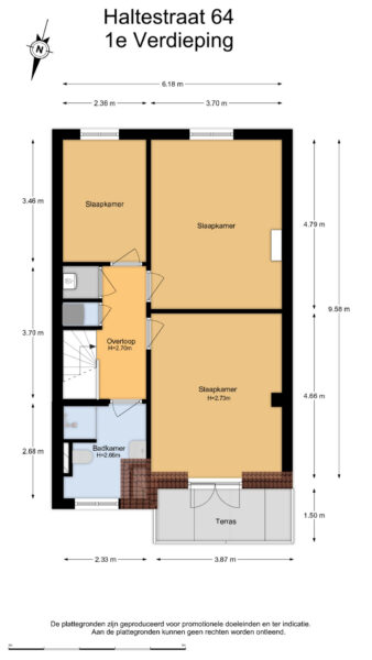 Floor plan with three rooms and a terrace.