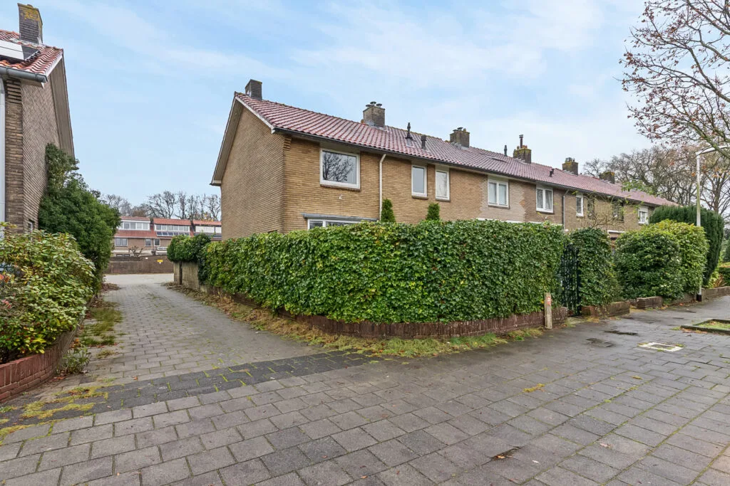 Karel Doormanlaan 77, Bussum